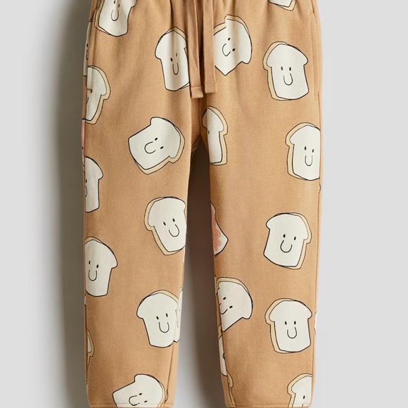 H&M Brown Toast Print Kids Sweatshirt and Jogger Set - Picture 2 of 3